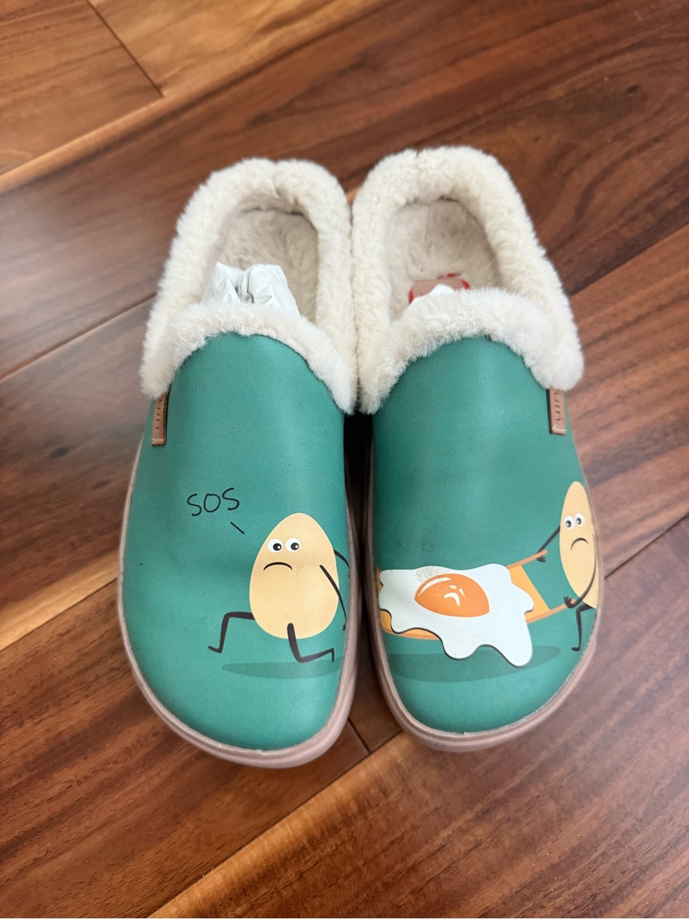 uin Fleece-Lined Cartoon Egg Slippers - Cozy Green Indoor Shoes (Size 7/38)